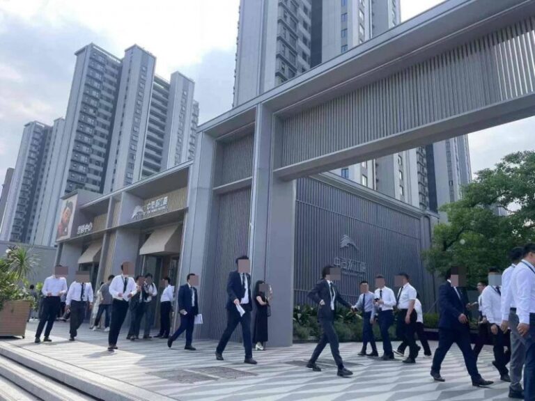 IC外汇平台MT4教程定州市开展国防教育暨征兵宣传进校园活动